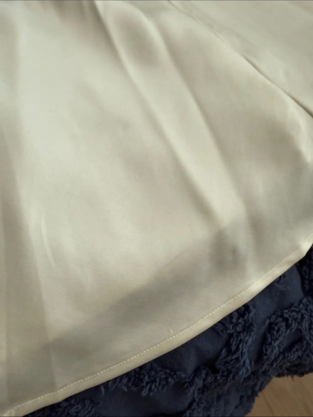 Abercrombie & Fitch sleek ivory